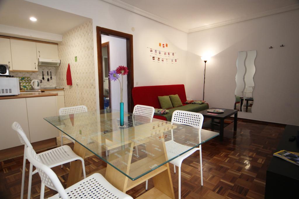 Apartamentos Callecultura Madrid Kamer foto